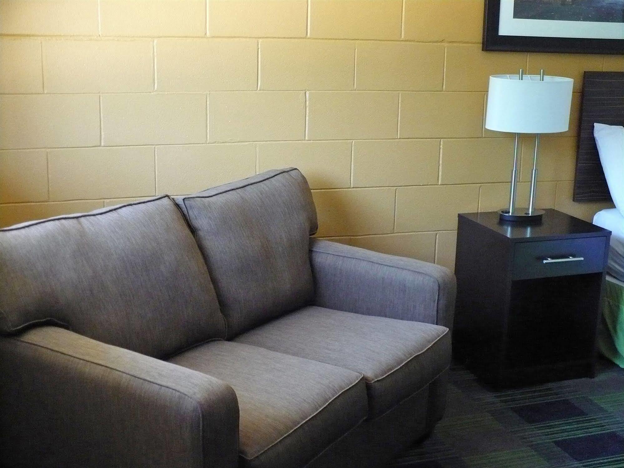 Westgate Inn Portage la Prairie Kültér fotó